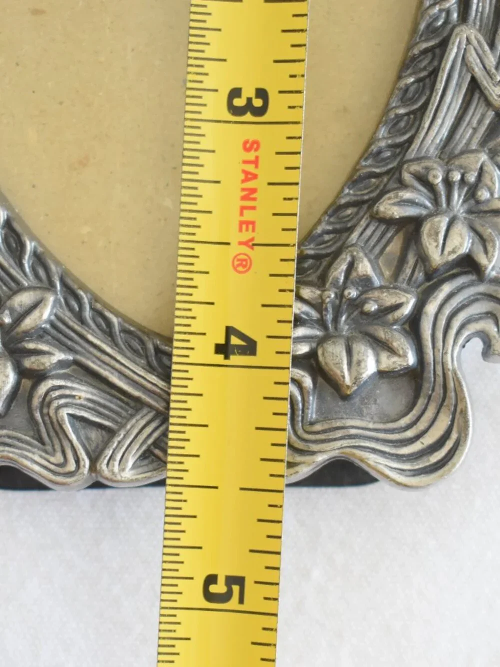 Vintage Silver Pewter Metal Lilies Lily Flowers Heart Mini Picture Frame Decor